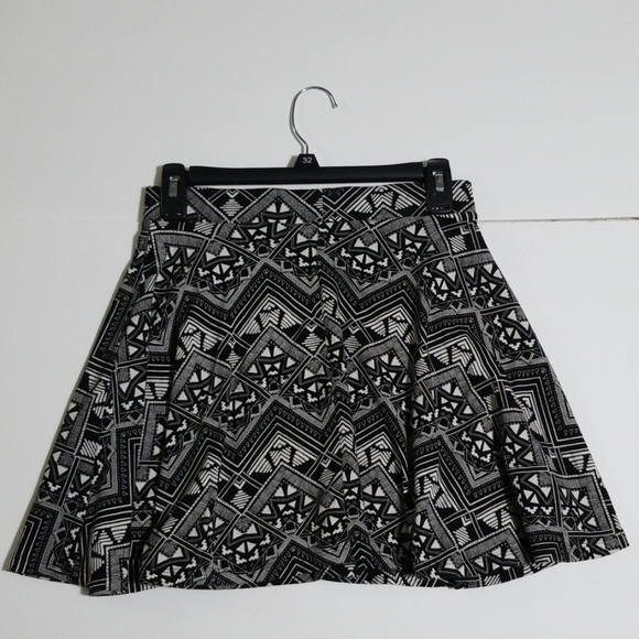 Pink Victoria's secret Skirt - Picture 3 of 5